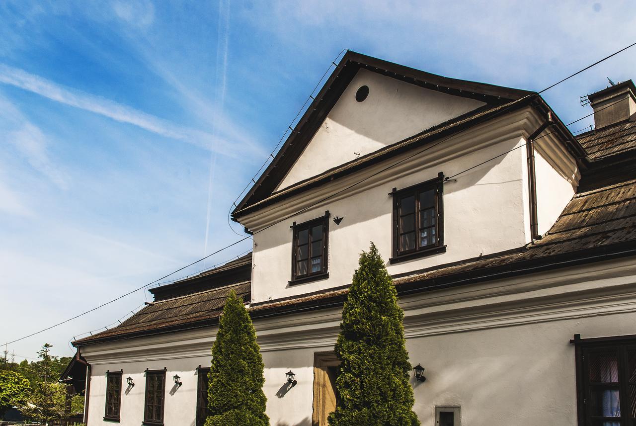 Hotel Pod Kogutkiem Krzywaczka Exterior foto