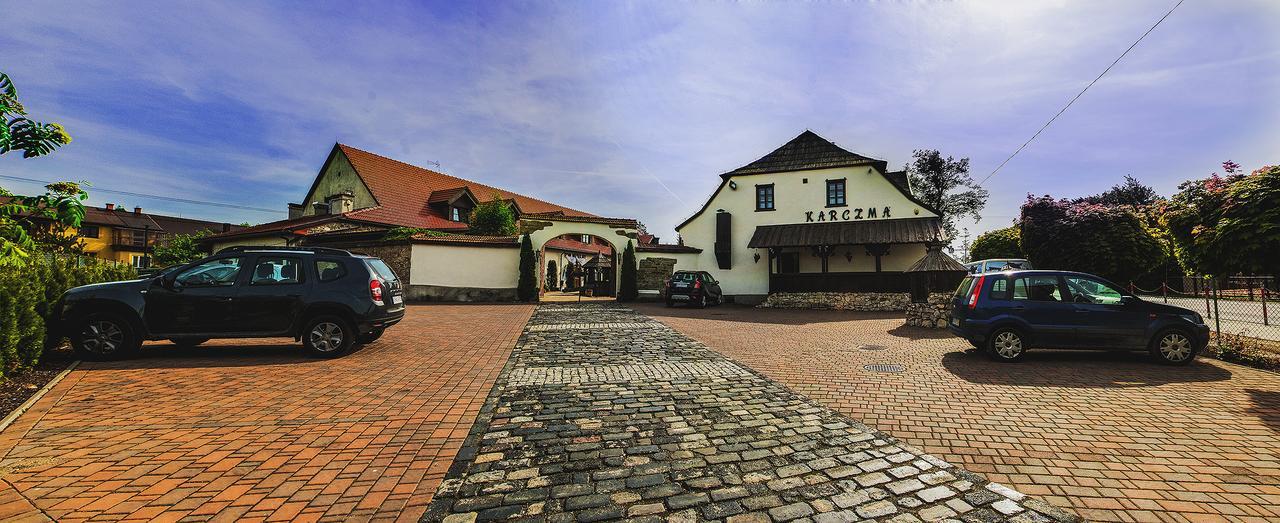 Hotel Pod Kogutkiem Krzywaczka Exterior foto